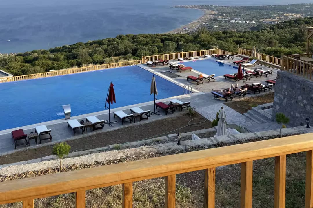 Aile Suit Deniz Manzaralı oda - oturma alanı